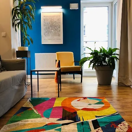 Piper Zajezdnia Blue Apartment