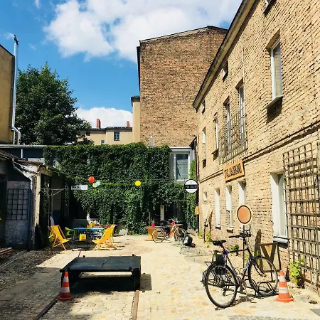 Piper Zajezdnia Blue